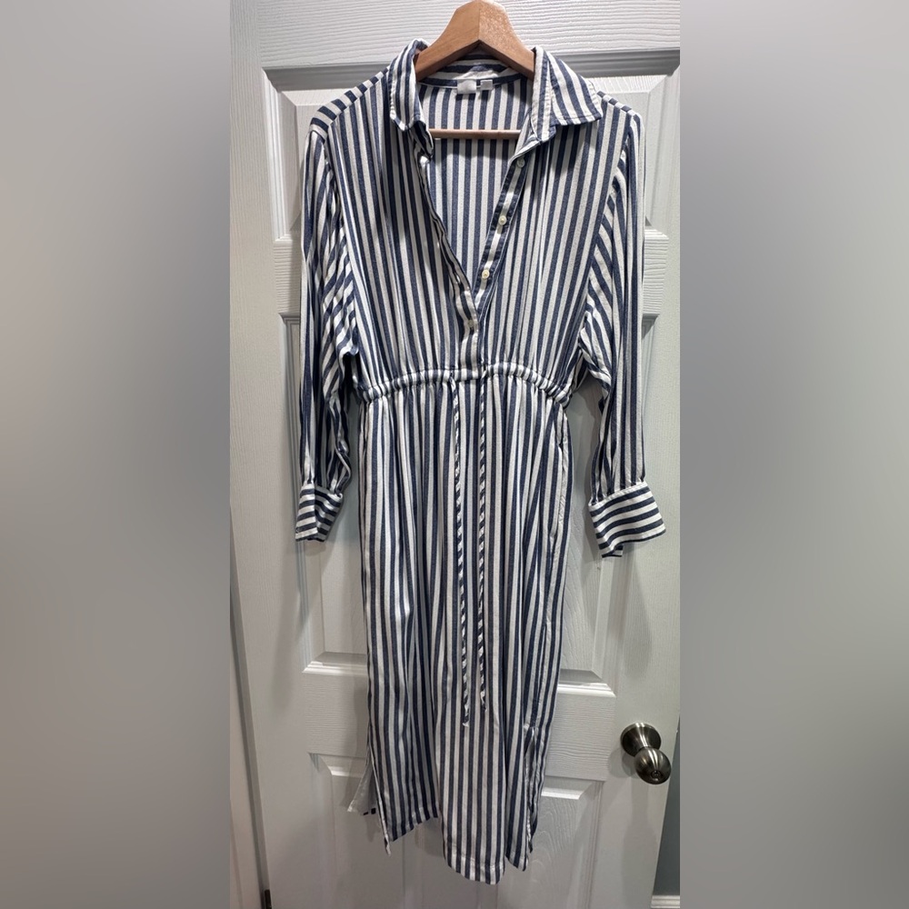 GAP Navy and White Striped Long Sleeve Dress